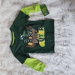 John Deere Tractor 🚜 Dirt Makes me Cuter Tshirt